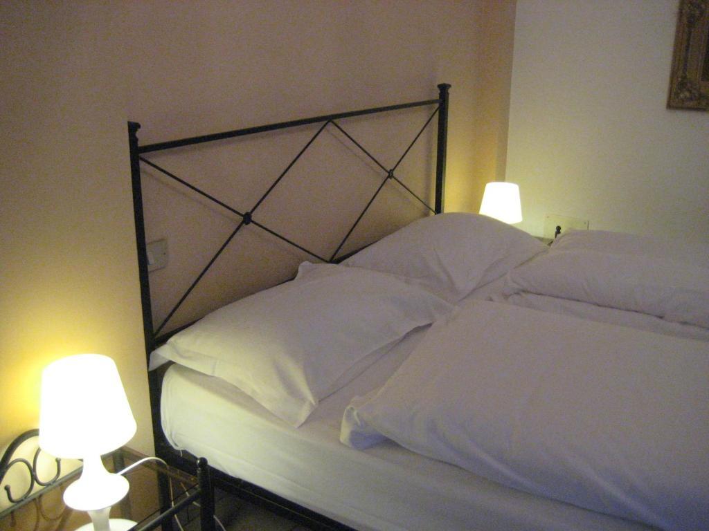Villa Margherita Lake Maggiore Habitación foto
